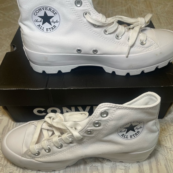 Converse Women's Chuck Taylor All Star Lugged High Top white sneakers Size 9.5 - Picture 5 of 8